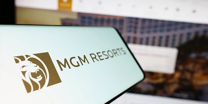 Бывшего дилера MGM обвинили в мошенничестве и краже